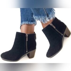 Lucky Brand Black Suede Ankle Boot Size 8